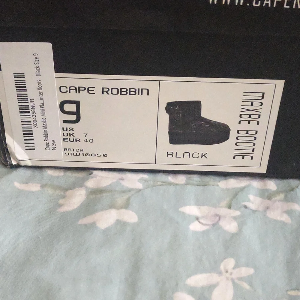 CAPE ROBBIN PLATFORM STUDDED BOOTIES - Picture 12 of 14